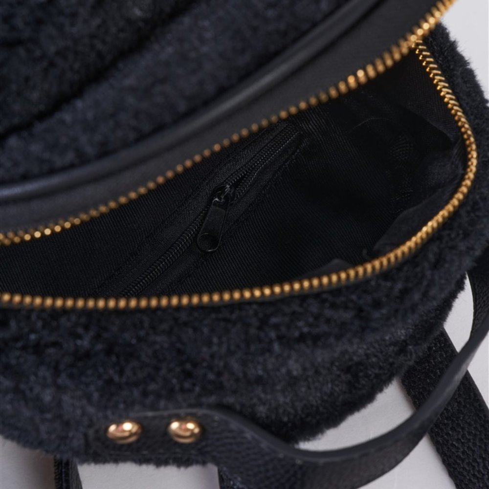 Osito Backpack 🚨 ONE LEFT🚨 - Picture 2 of 3